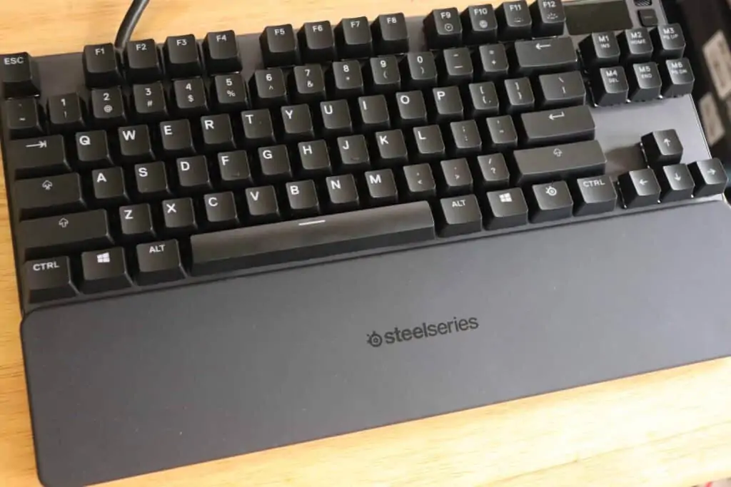 SteelSeries Apex 7 TKL Review 