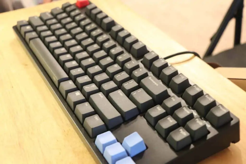 hyperx alloy core rgb