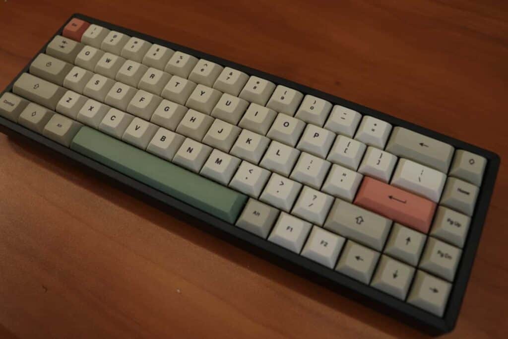 Uniform keycap set on a mechanical keyboard