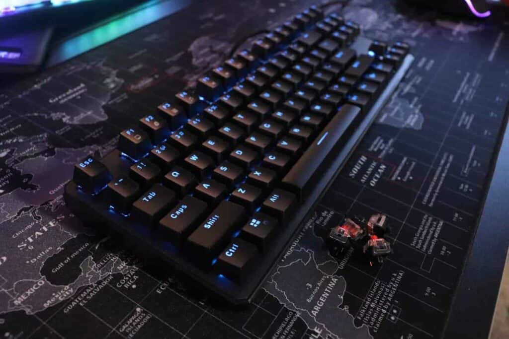 TKL mechanical keyboard with Outemu switches