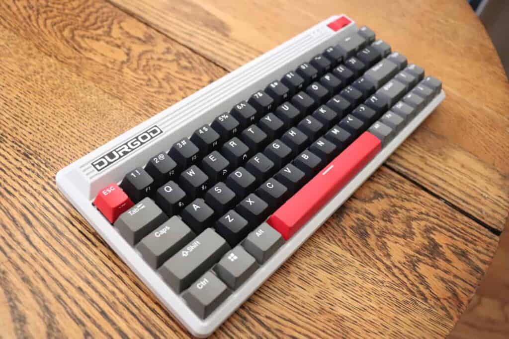 Durgod Fusion wireless 65% mechanical keyboard with a retro theme