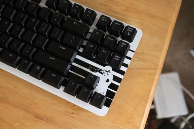 This Gaming Keypad Is Just CRAZY! - Hardware Canucks