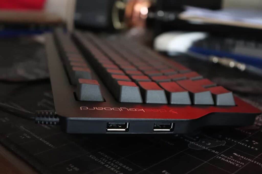 Das Keyboard 4C TKL side view