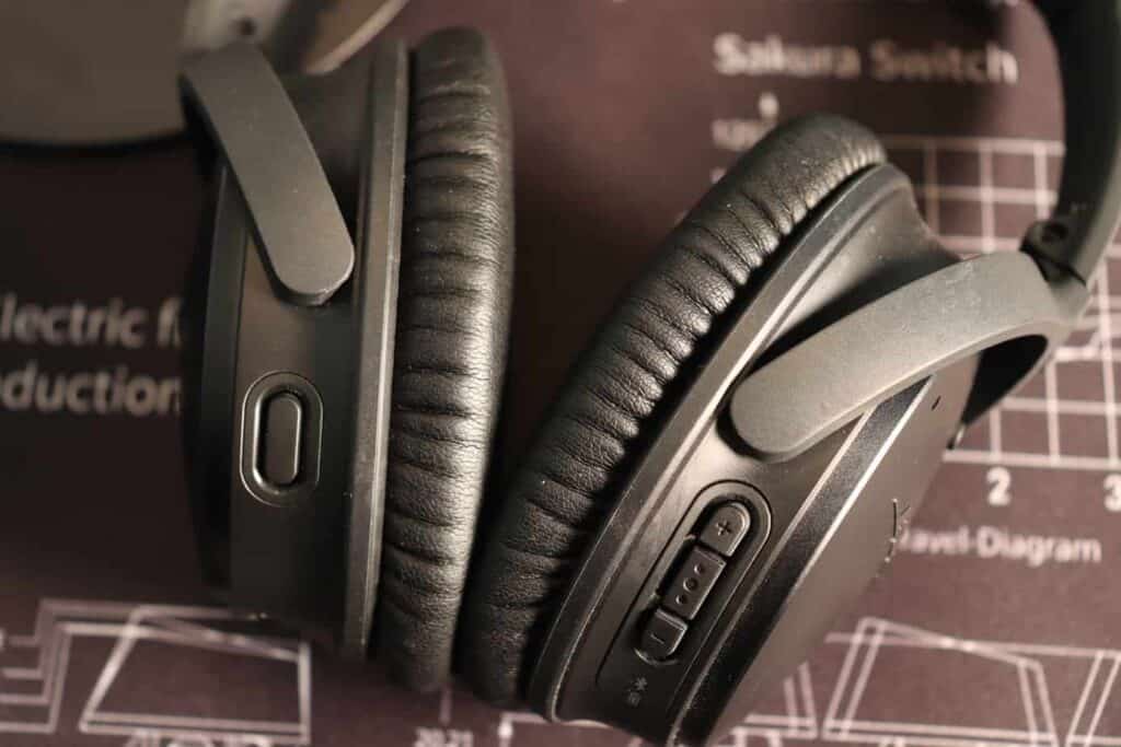 Bose QuietComfort 35 II Close Up