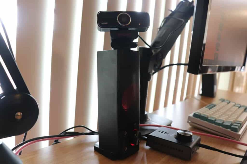 Redragon speaker and webcam