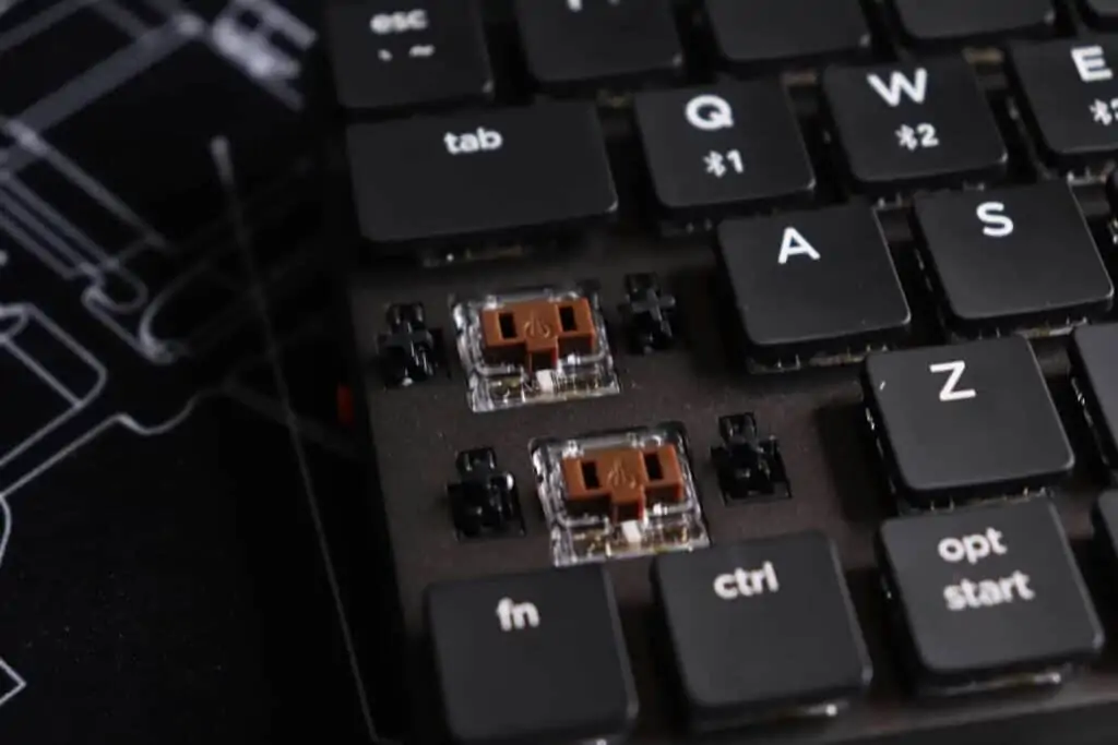 Low-Profile vs Normal Keyboards: What's The Difference? - Switch and Click