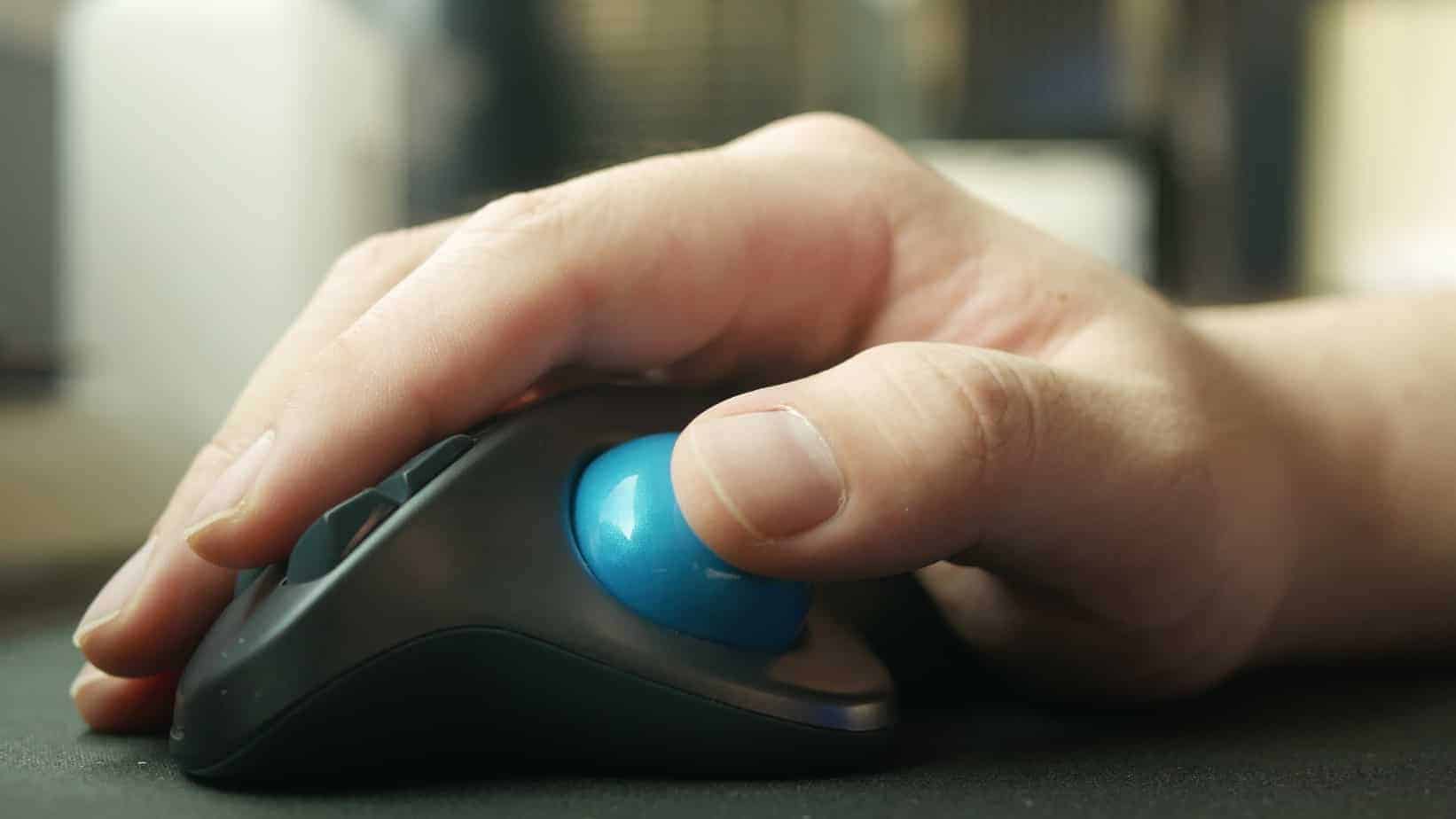 Thumb vs Finger Trackball Mouse Which Is Better? Switch And Click