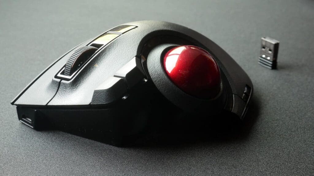 Elecom EX-G Pro trackball mouse