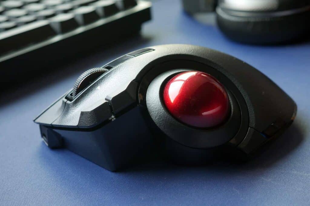 Elecom Ex G Pro Trackball Review Practically Perfect Switch And Click