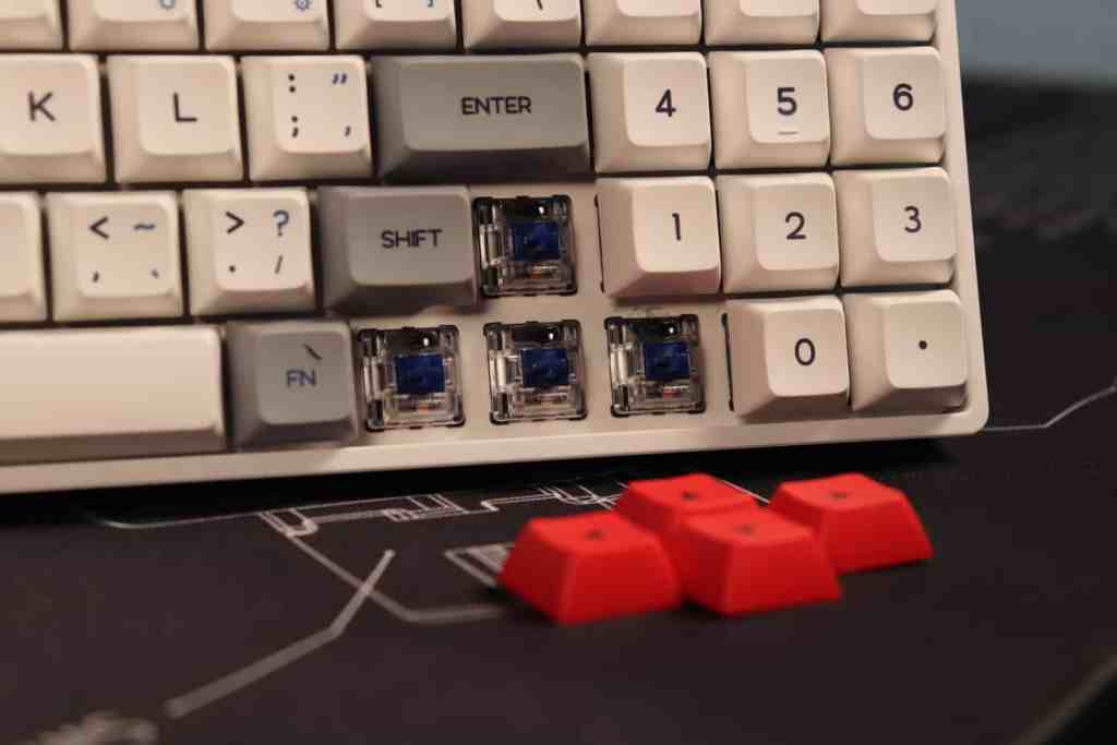 Epomaker SK71 switches